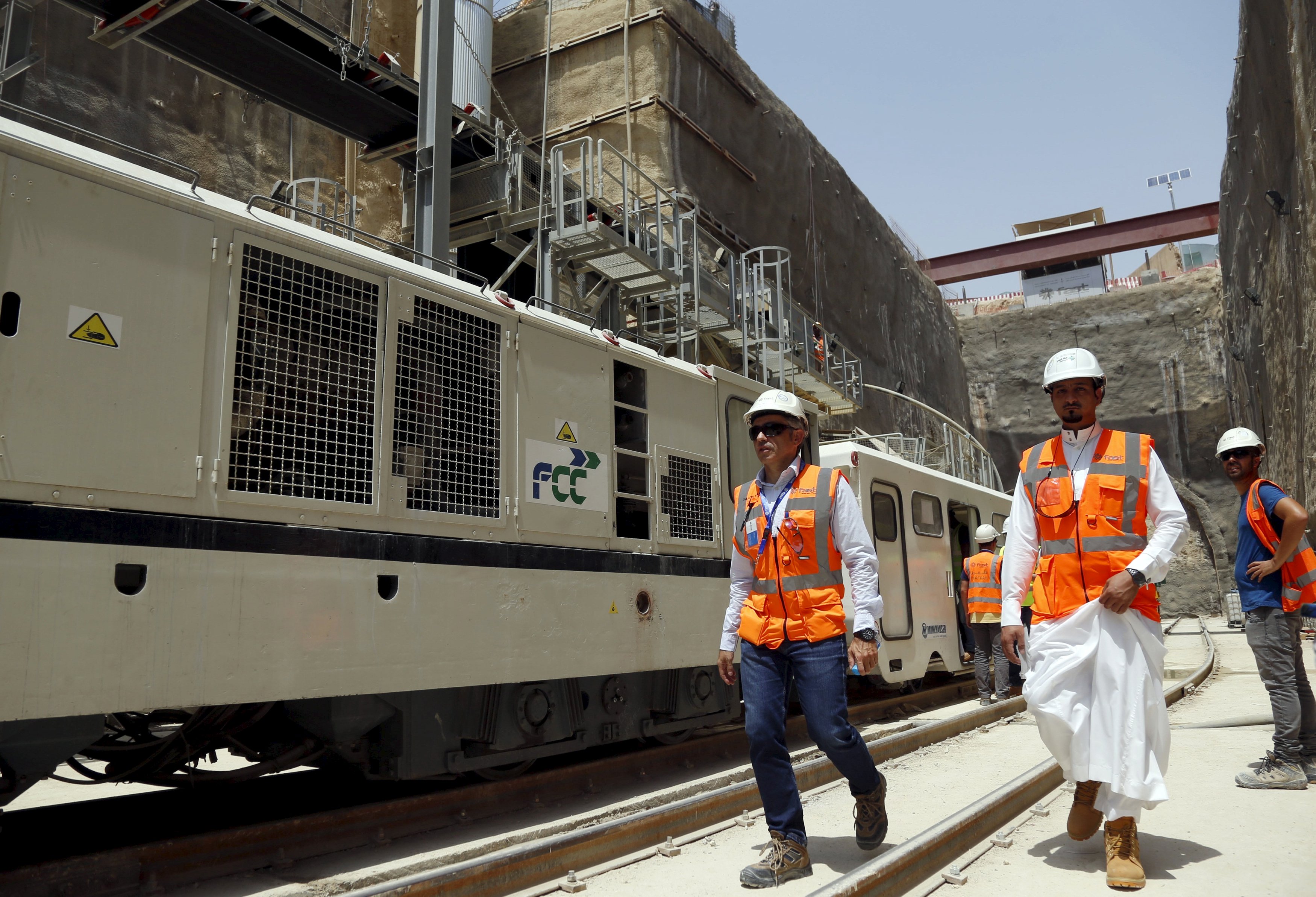 قصة مصورة: 21% نسبة إنجاز مشروع مترو الرياض