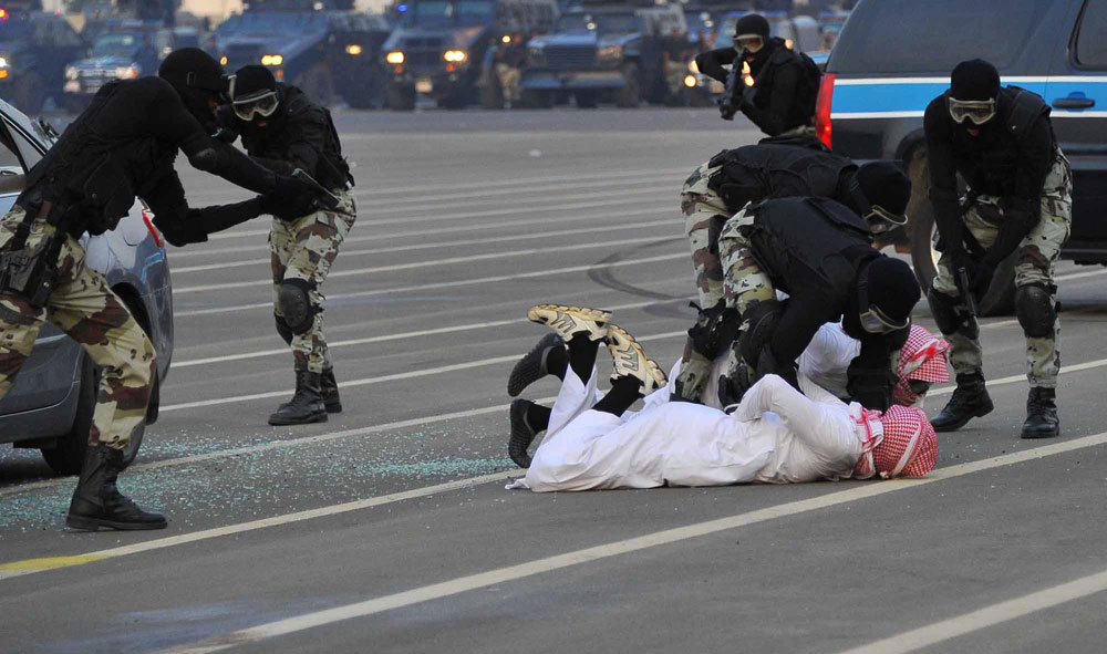 ولي العهد يرعى الحفل السنوي للقوات الأمنية المشاركة في الحج