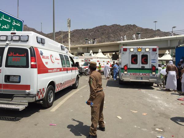 الدفاع المدني: ارتفاع عدد الإصابات في منى إلى 863 إصابة والوفيات إلى 717