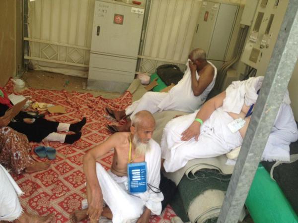 الدفاع المدني: ارتفاع عدد الإصابات في منى إلى 863 إصابة والوفيات إلى 717