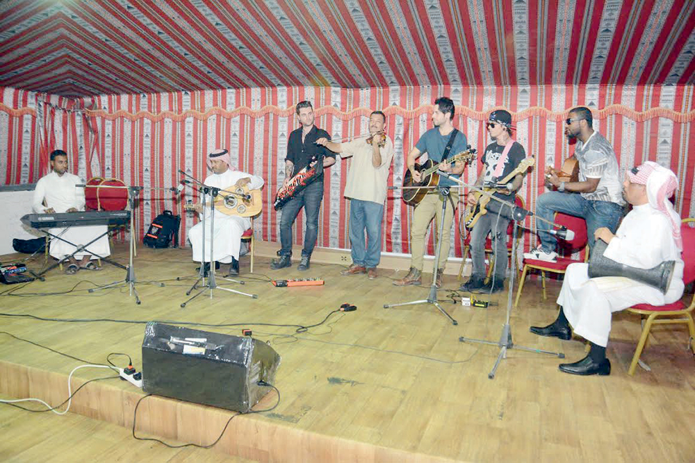 «فنون الرياض» تمزج الموسيقى السعودية بالروك الأمريكي