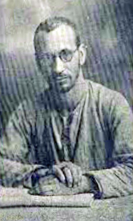 النجفي هجر العراق مبصرا وعاد كفيفا ..«أسمع بغداد ولا أراها»