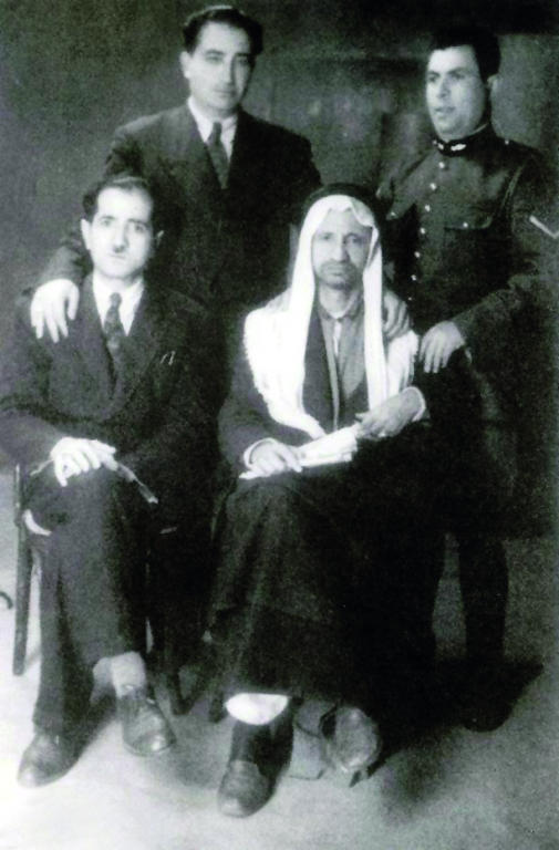 النجفي هجر العراق مبصرا وعاد كفيفا ..«أسمع بغداد ولا أراها»