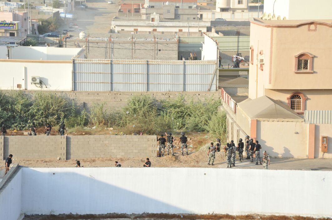 الداخلية : إيقاف ١٦ بينهم سعوديون وباكستانيون .. وبيان أحداث استراحة الحرازات في جدة