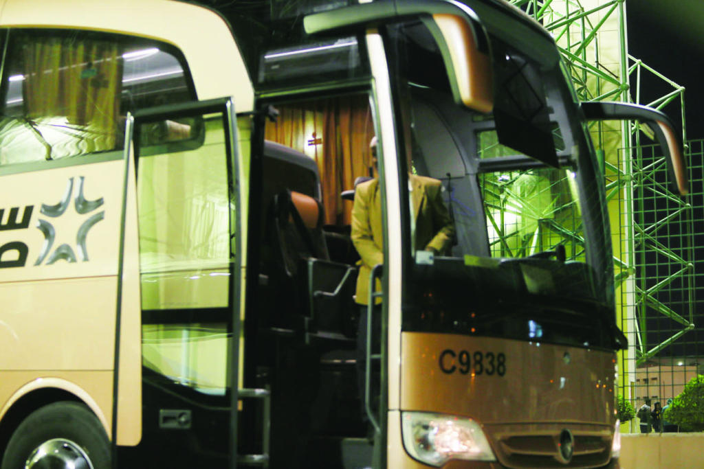 استبدال الحافلة «المهشمة»