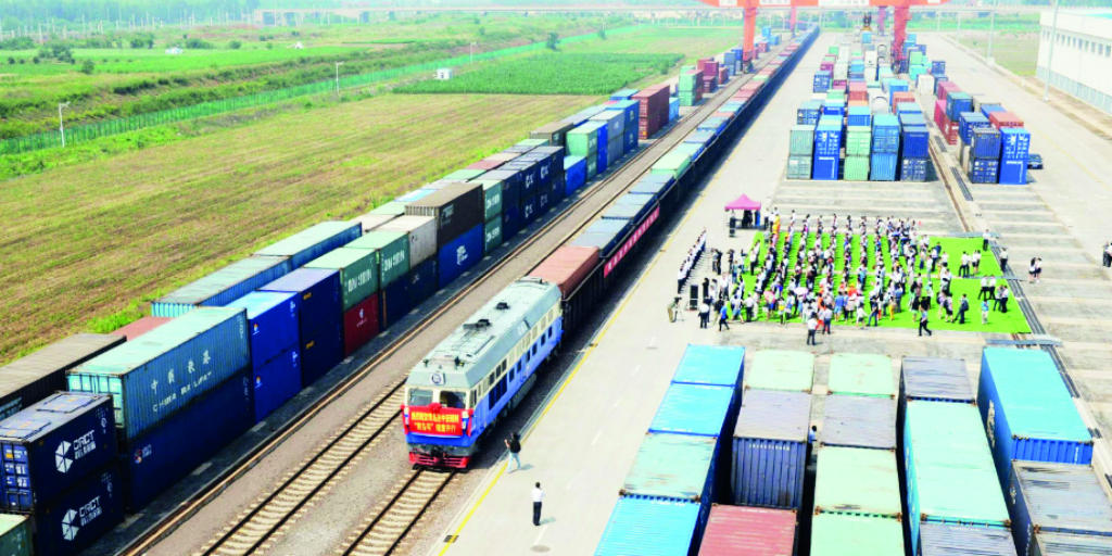 مختصون دوليون لـ"الاقتصادية": السعودية نقطة ارتكاز أساسية في مشروع طريق الحرير