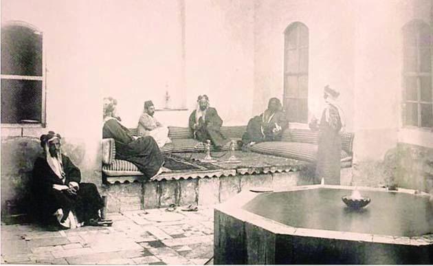 البسام تاجر العرب .. خرج من عنيزة وصادر الفرنسيون أمواله