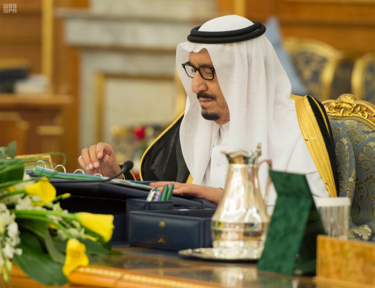 مجلس الوزراء : نقل ملكية شركة الماء والكهرباء إلى الحكومة