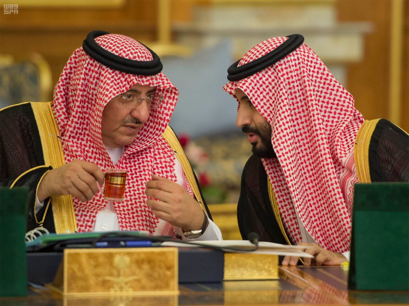 مجلس الوزراء : نقل ملكية شركة الماء والكهرباء إلى الحكومة