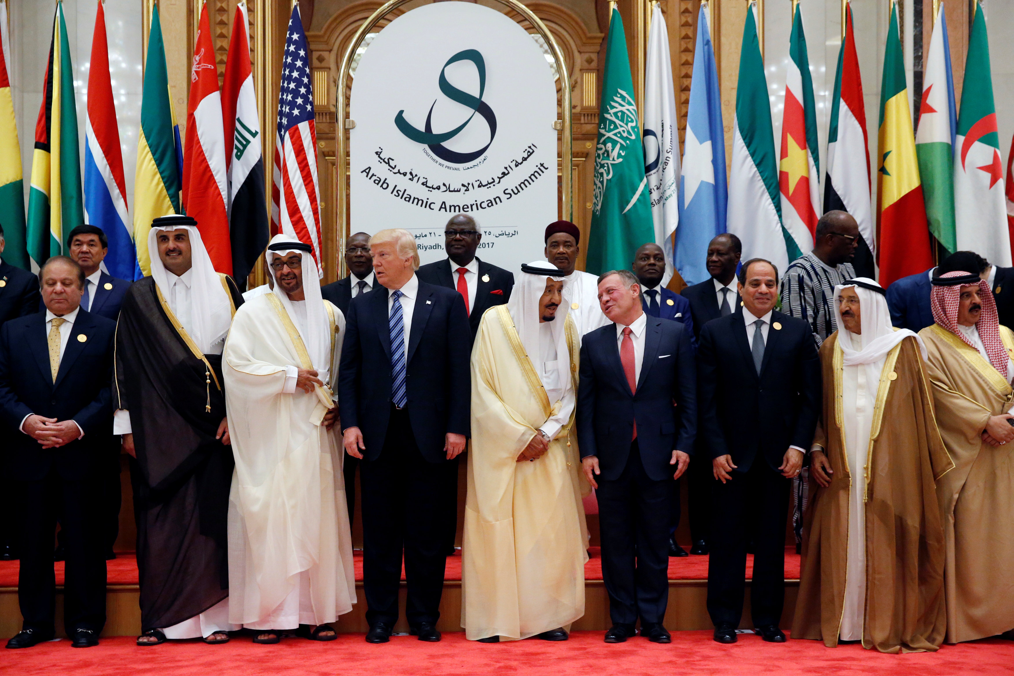 Катар и саудовская аравия. Саудовская Аравия и арабские эмираты. ОАЭ политика. Саудовская Аравия дипломатия. Представители арабских стран.