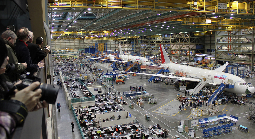 "ايرباص" تبدأ ببناء أول مصنع لتجميع المروحيات في الصين