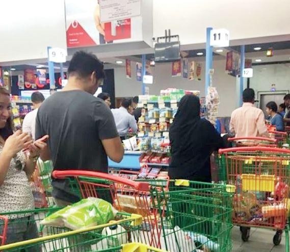 "الألمانية" : ثلاجات الألبان وأجهزة "الفريزر" في قطر فارغة