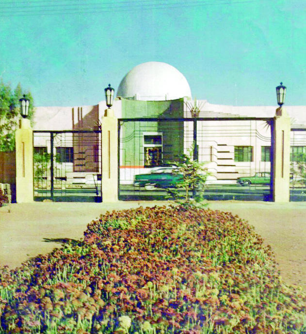 «دار الكتب السعودية» أول مكتبة منوعة