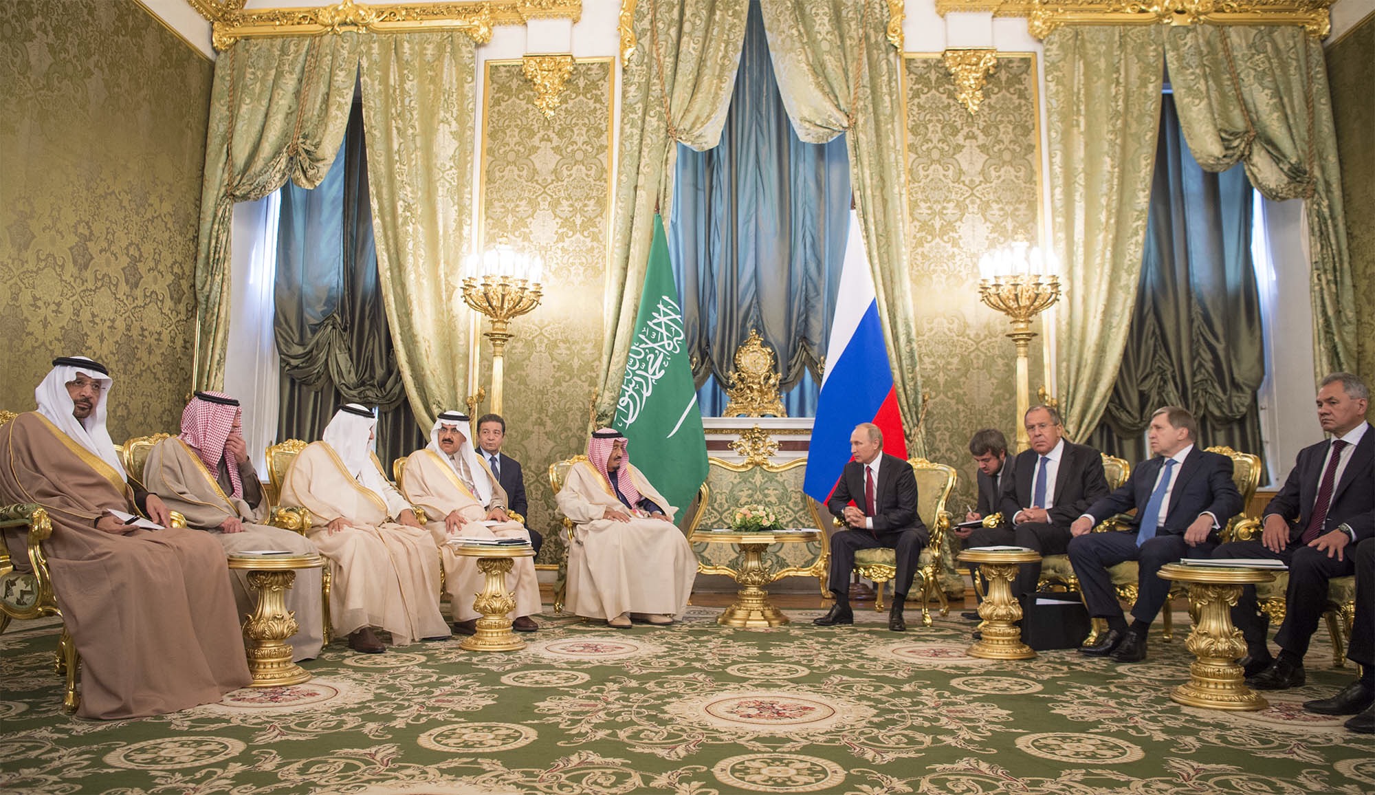 الرياض وموسكو.. تقارب تاريخي وفرص استثمارية كبرى