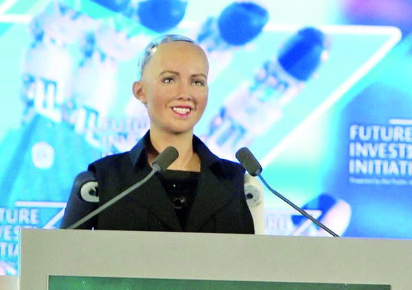 «منح الروبوت هوية» .. قفزة سعودية باتجاه مستقبل التعايش الكوني