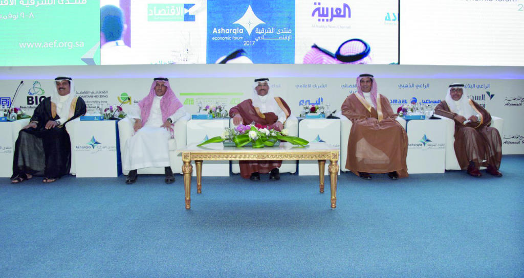 وزير «العمل»: نسبة النساء في القطاع الخاص لا تتجاوز 15 %