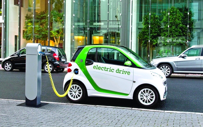 دول الخليج تتبنى المواصفات الإماراتية للمركبات الكهربائية