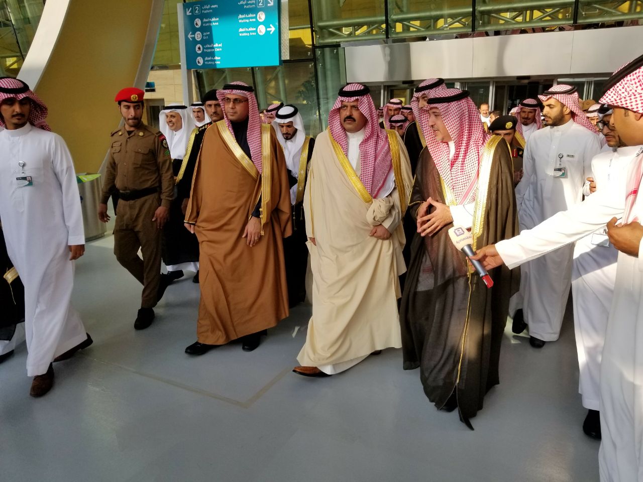 أمير حائل يفتتح محطة قطار"سار" في حائل