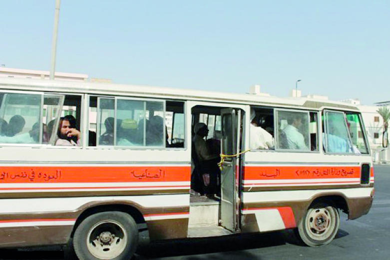 ظهر اليوم .. حملة لمنع حافلات "خط البلدة" نهائيا 