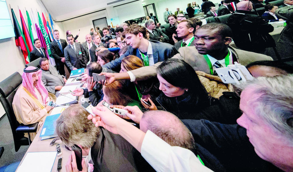 5 وزراء طاقة: السوق تتعافى .. و2018 إيجابي لأسعار النفط