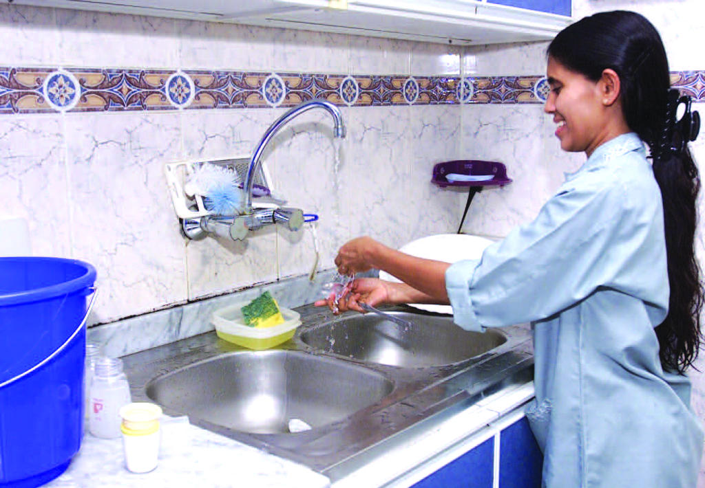 كيف يمكن حماية العاملات المنزليات؟