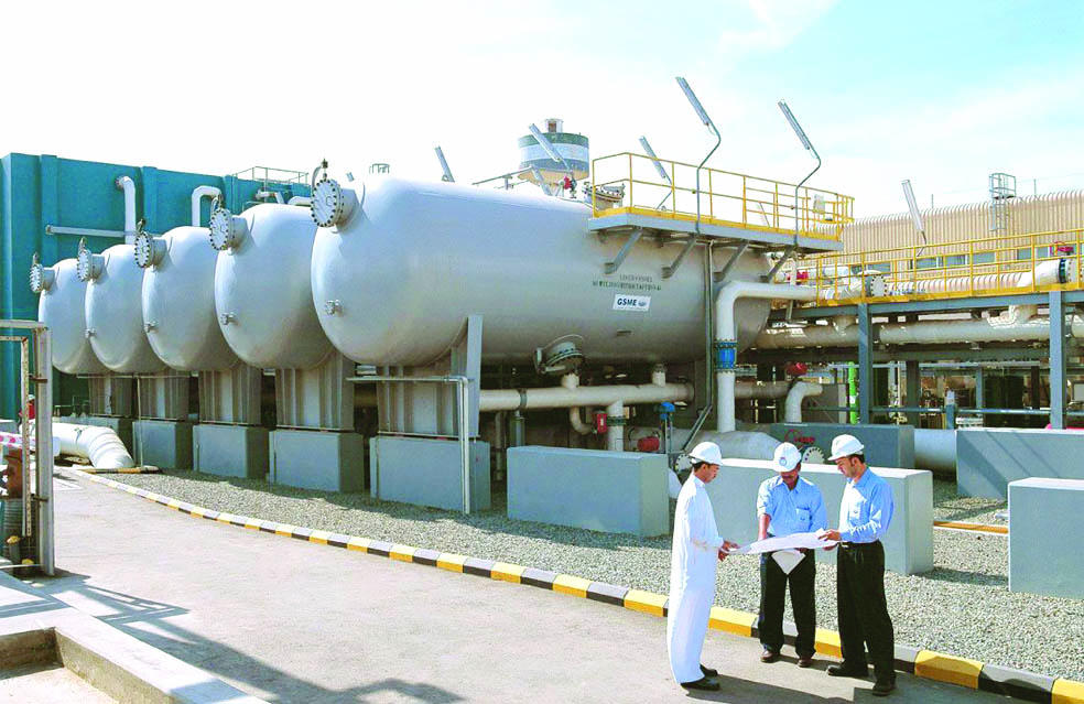 «التحلية» .. الأكبر 
في العالم بإنتاج 5 ملايين متر مكعب يوميا