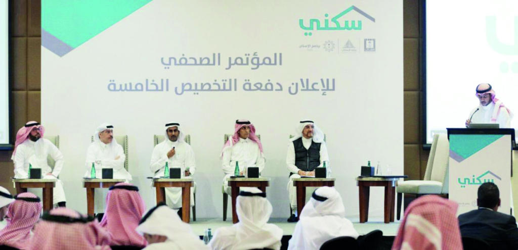 وزير الإسكان: ضمانات لتسليم المواطنين الوحدات في موعدها