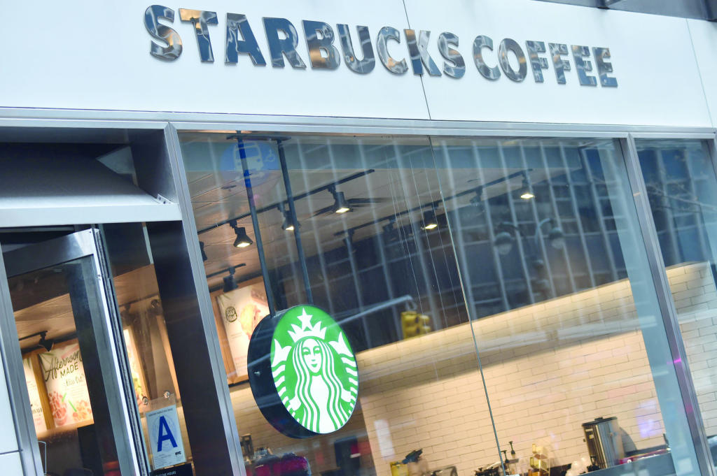 صفقة تنعش سوق القهوة .. «نستله» تدفع 7.15 مليار دولار لبيع منتجات «ستاربكس»