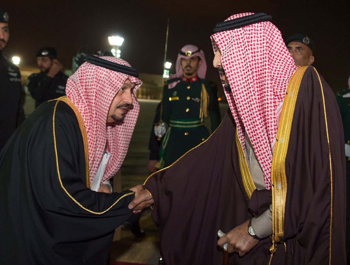 خادم الحرمين الشريفين يصل إلى منطقة تبوك