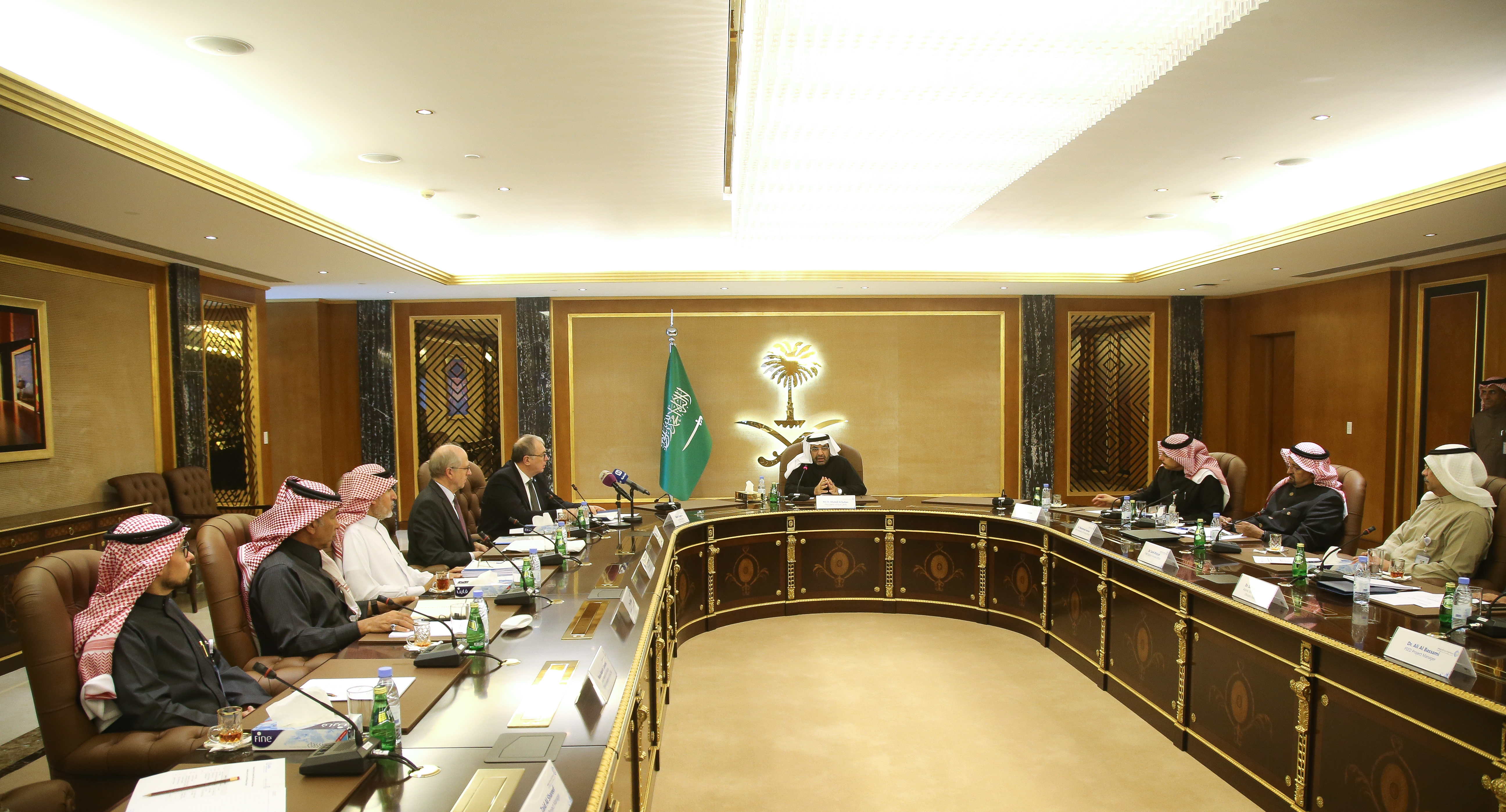 السعودية تتلقى طلبات من 5 دول مزودة للتقنية النووية لإنشاء مفاعلين نوويين