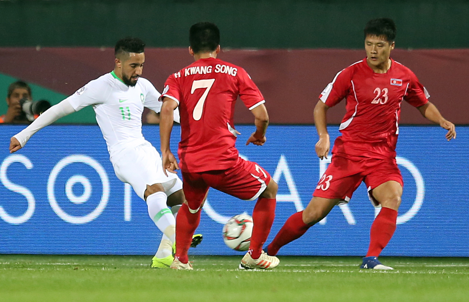 الأخضر يكسر عقدة الافتتاح برباعية في المرمى الكوري