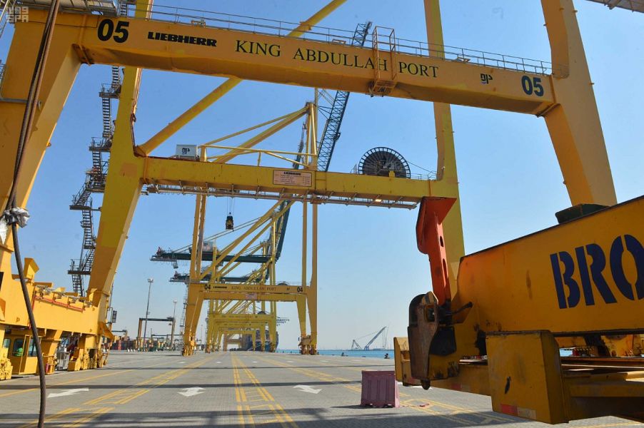 ميناء رابغ : مناولة 20 مليون حاوية و 15 مليون طن من البضائع السائبة كل عام