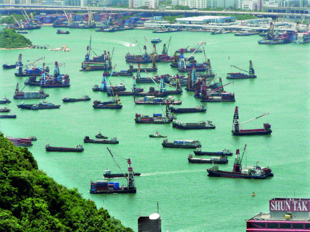 «الاقتصاد الأزرق» .. نهج تنموي جديد يكتنز 24 تريليون دولار أصولا بحرية