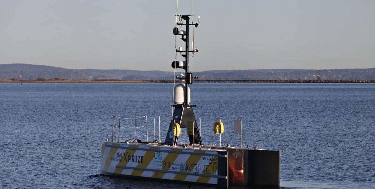 سفينة بلا طاقم تستعد لعبور الأطلسي