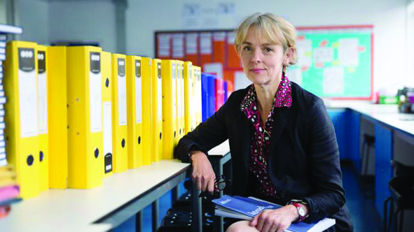 من مفكرة لوسي المتقمصة لشخصية من قلة الأثرياء الحاكمة