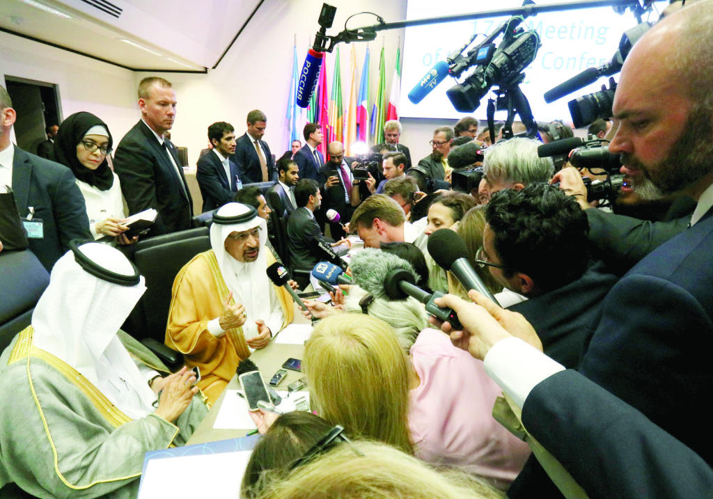 5 وزراء نفط لـ "الاقتصادية" : «أوبك+» تزداد قوة وتأثيرا على السوق النفطية