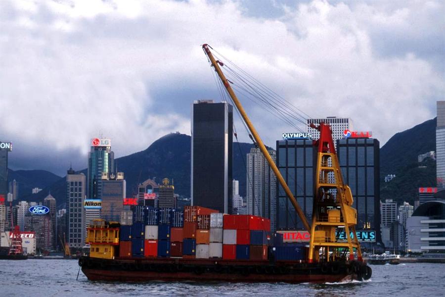 صندوق النقد يقول التجارة العالمية تتباطأ بسبب النزاعات