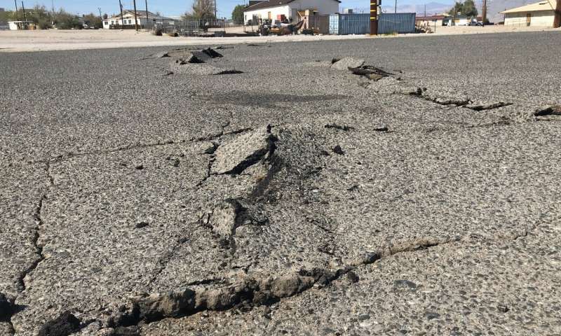  زلزال بقوة 6.9 درجة يضرب جنوب كاليفورنيا