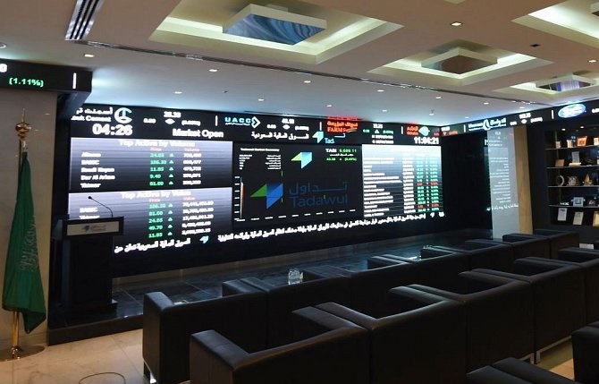 الأسهم السعودية تبدأ تداولاتها على مكاسب 60 نقطة