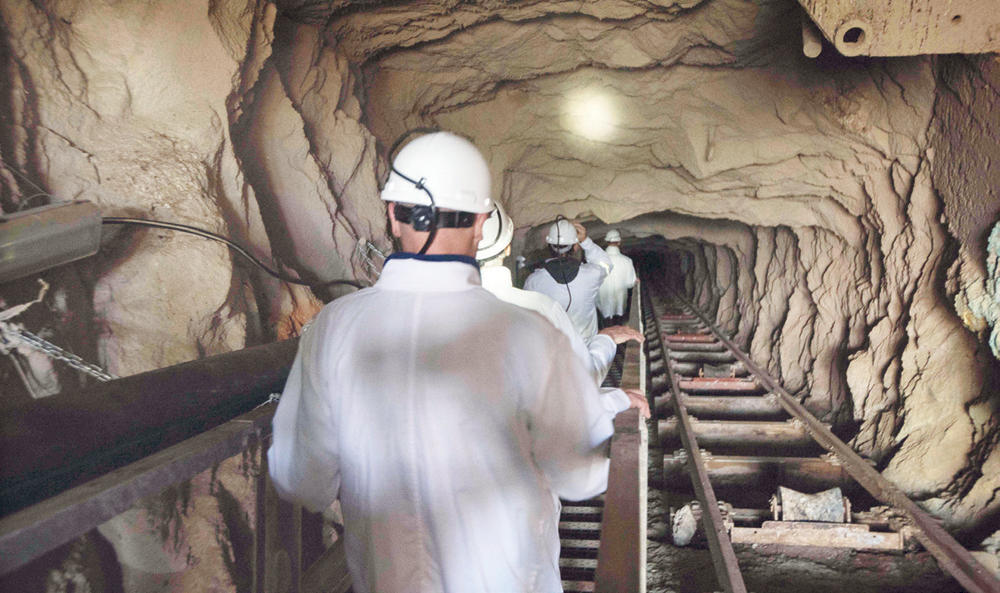 المعادن النادرة .. ورقة جيوسياسية في صلب النزاع التجاري