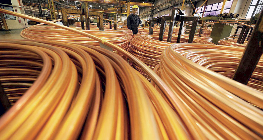 أكبر انخفاض أسبوعي للنحاس في عام  وأسعار القطن الأدنى في 3 أعوام