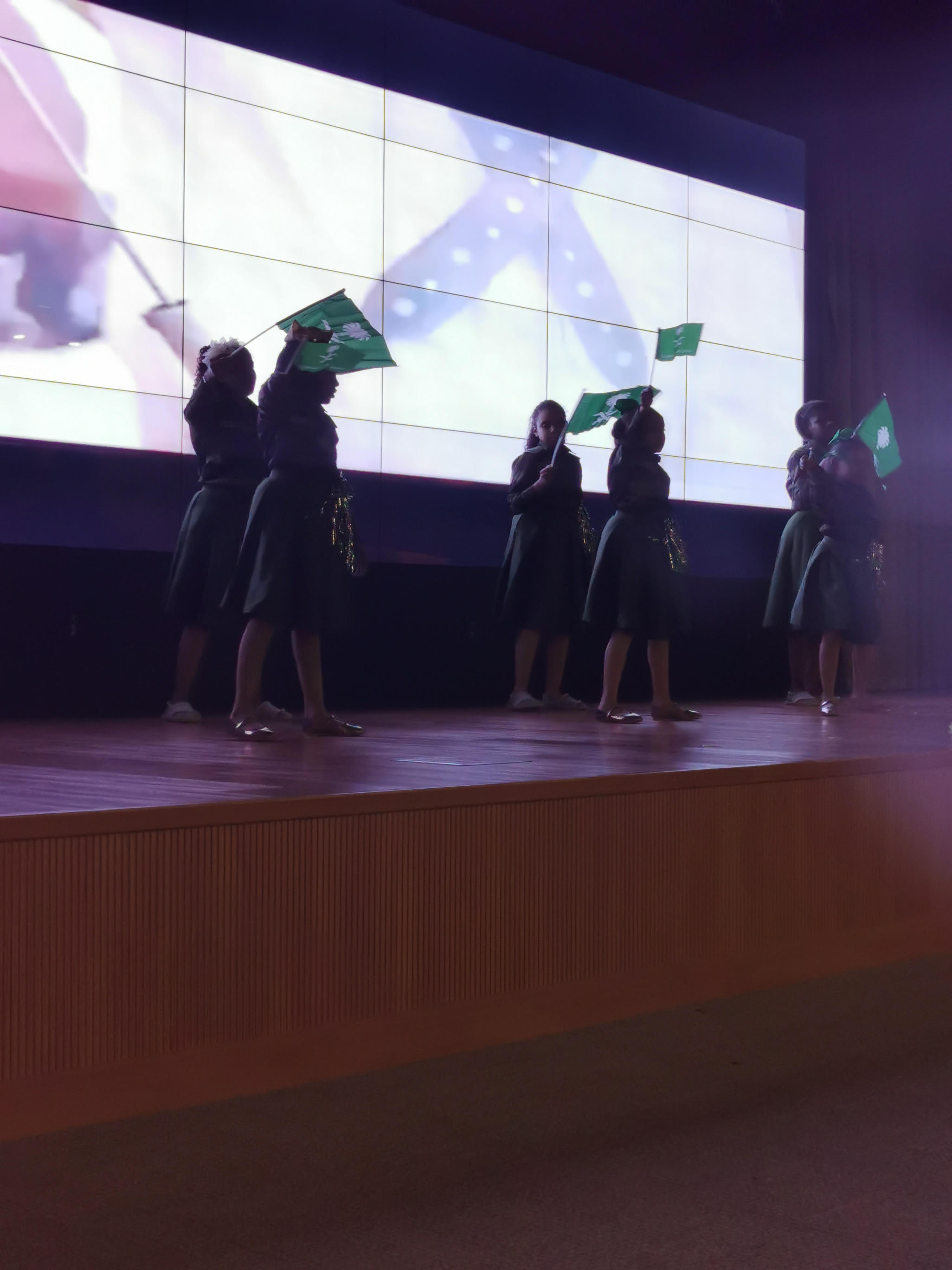 بمشاركة أيتام ومسنات الرياض.. مكتب مكافحة التسول في الخرج يحتفل بيوم الوطن