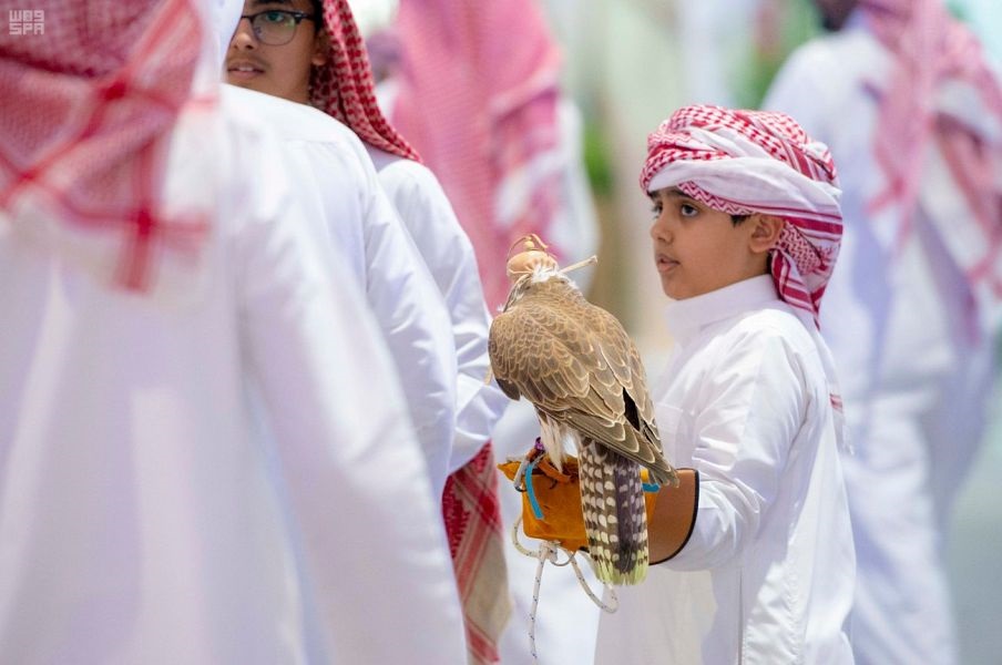 20 ألف صقار يمارسون هوايتهم في المملكة 