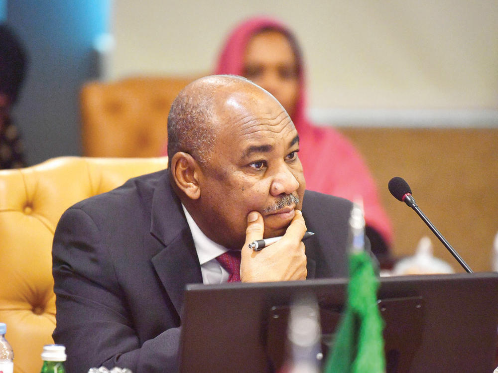 وزير المالية السوداني لـ"الاقتصادية": نحتاج إلى 9 مليارات دولار لتنفيذ خطة الإنقاذ الاقتصادي