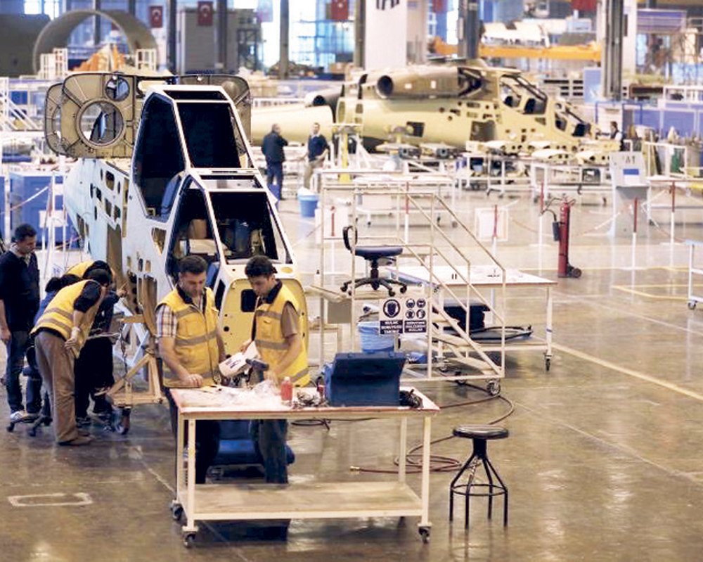 «الصناعات العسكرية» توقع أول اتفاقية لتوطين صيانة وتجديد منظومة الدفاع الجوي