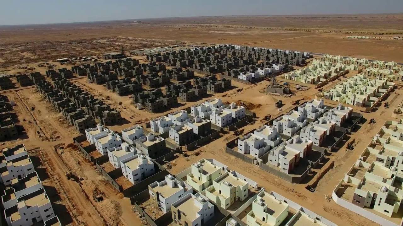  تسليم عدد من الفلل الجاهزة في مشروع إسكان "تيماء"