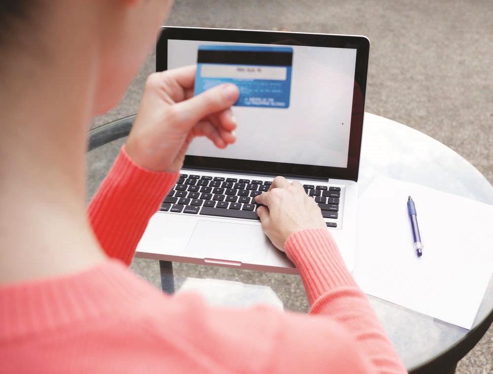 ديون البطاقات الائتمانية تمهد لأزمة عالمية جديدة .. إقراض متهور وتعثر في السداد