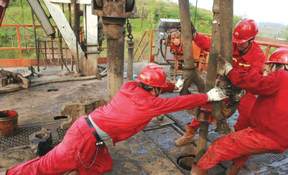 «أوبك»: الفيروس الصيني سيخفض الطلب 200 ألف برميل يوميا