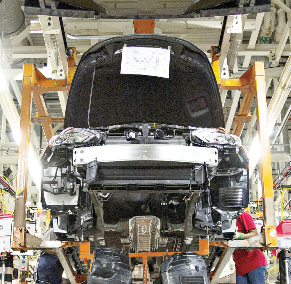 «رينو» تتكبد أول خسارة في 10 أعوام .. وقطاع السيارات عالميا مرشح لضرر أكبر في 2020 