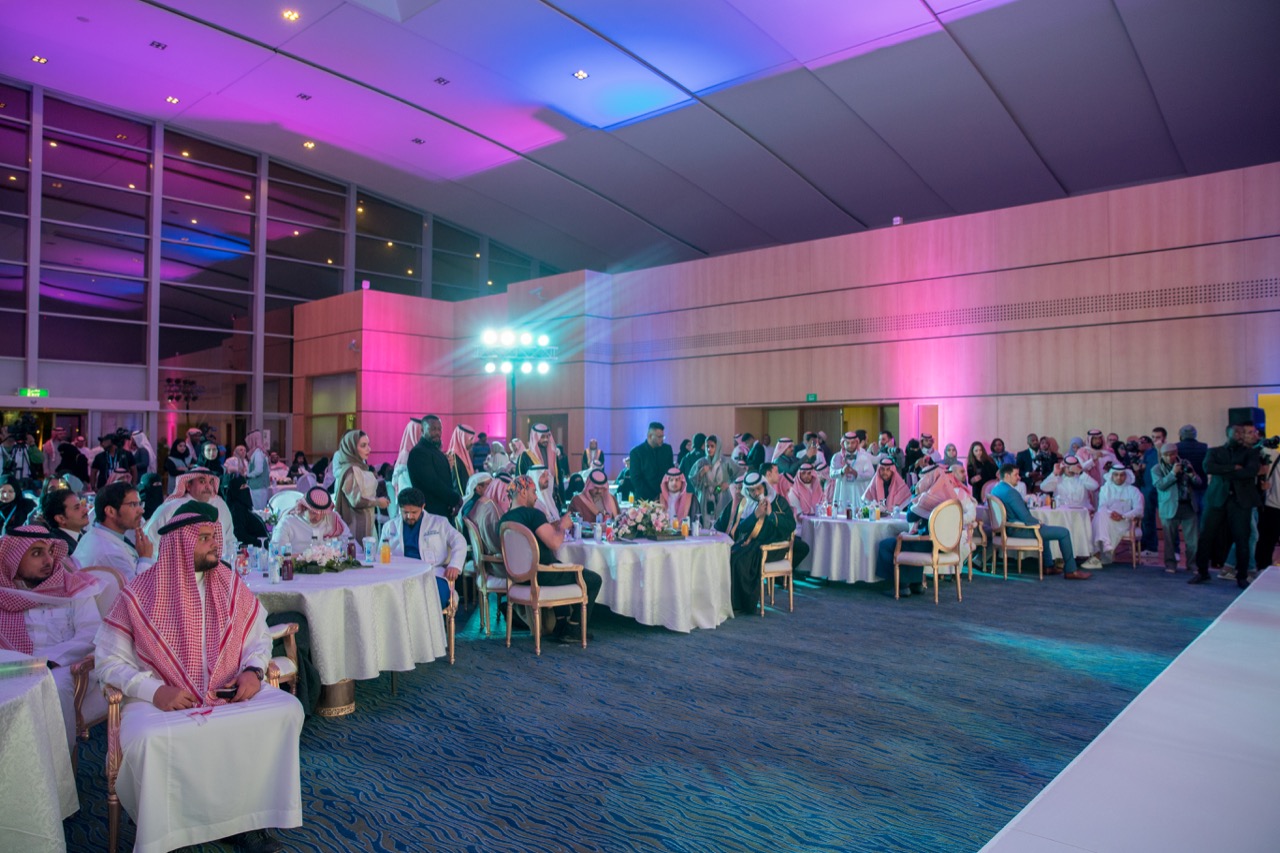 الأمير مشعل بن محمد بن سعود يفتتح "ملتقى الطب التجميلي" الرابع في الرياض